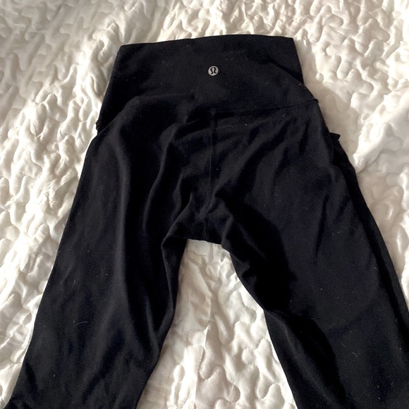 Lululemon Tall black leggings size 2 ! - Picture 1 of 2